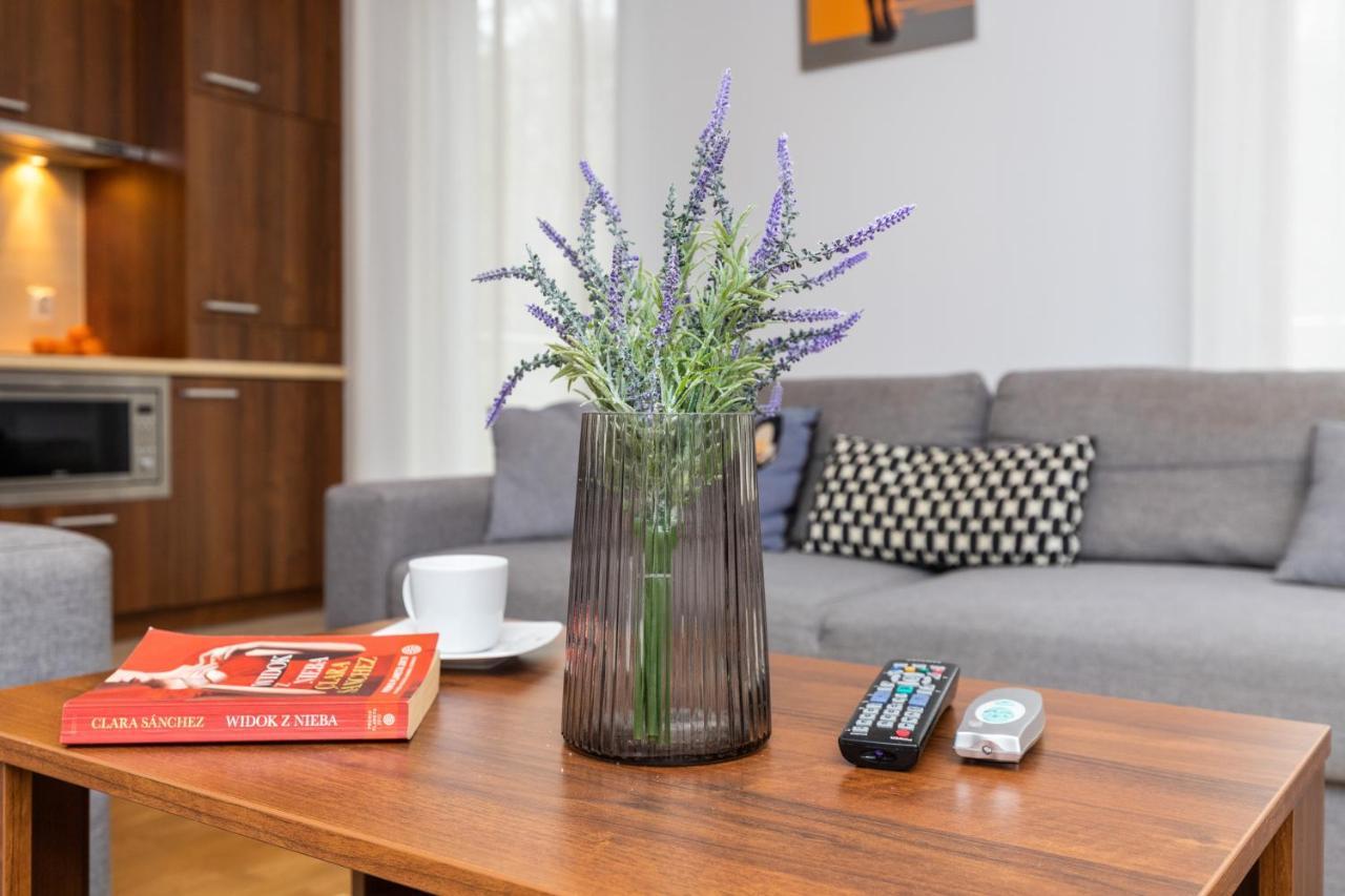 Villa 4 Pory Roku By Noclegi Renters Jastrzebia Gora Bagian luar foto
